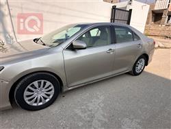 تۆیۆتا کامری